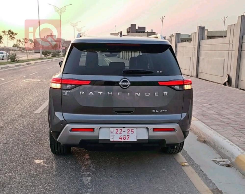 نيسان باثفايندر
